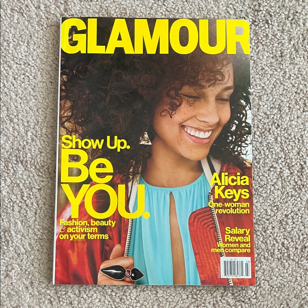 Glamour Magazine Collection - Picture 6 of 9